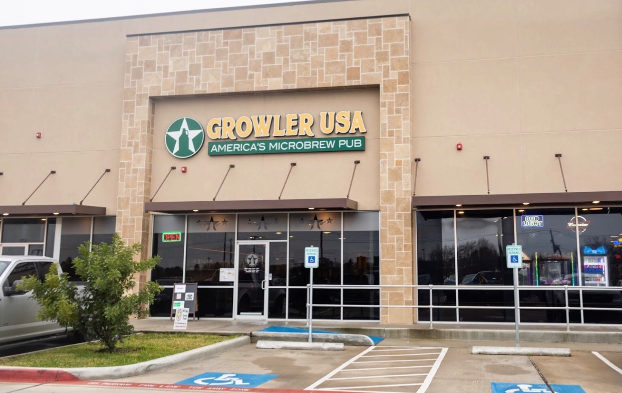 Growler USA Friendswood
